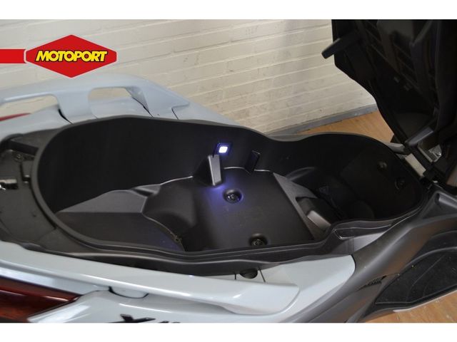 yamaha - x-max-300-tech-max