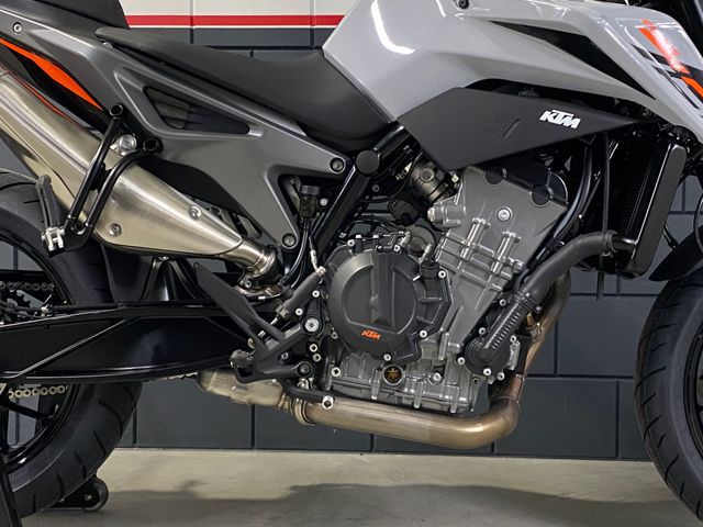 ktm - 790-duke
