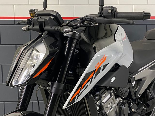ktm - 790-duke