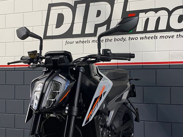 ktm - 790-duke