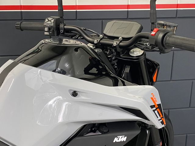 ktm - 790-duke