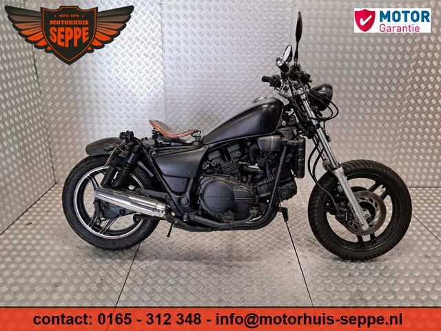 honda - vf-750-c-magna