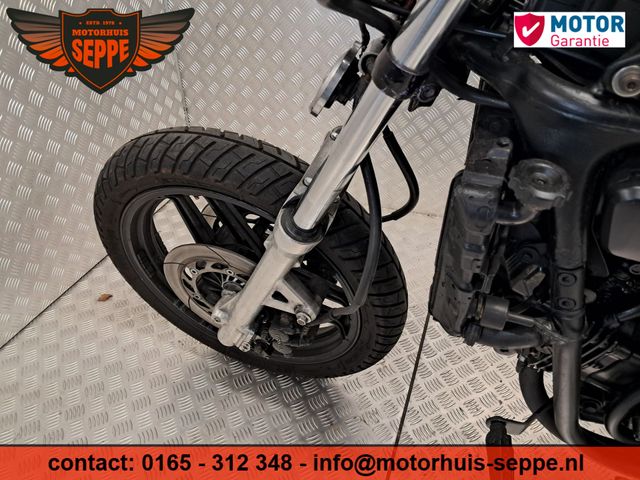 honda - vf-750-c-magna