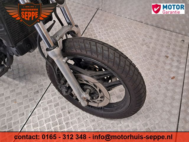 honda - vf-750-c-magna
