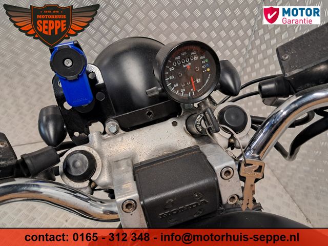 honda - vf-750-c-magna