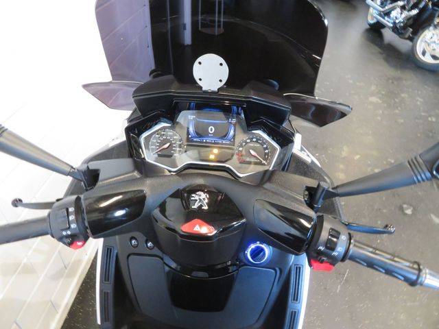 peugeot - metropolis-rs