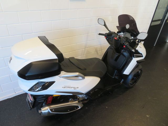 peugeot - metropolis-rs