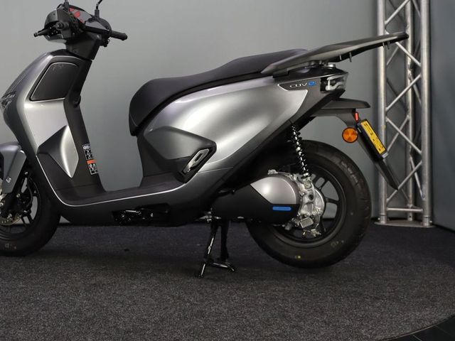 honda - cuv-e