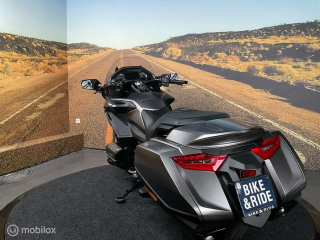 honda - gl-1800-goldwing