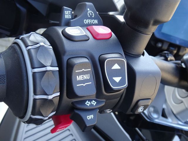 bmw - r-1300-gs-adventure