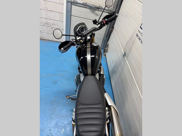 triumph - scrambler-1200-xe