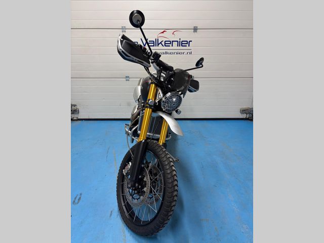 triumph - scrambler-1200-xe