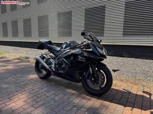 suzuki - gsx-r-750-yoshimura