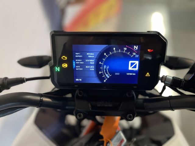 ktm - 390-duke