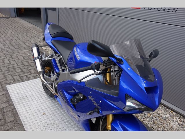 kawasaki - zx-6r-ninja