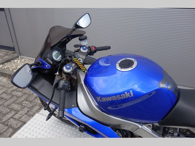 kawasaki - zx-6r-ninja
