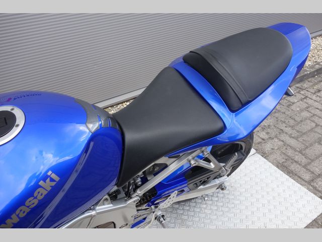 kawasaki - zx-6r-ninja