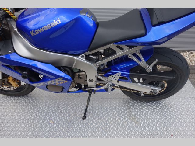 kawasaki - zx-6r-ninja
