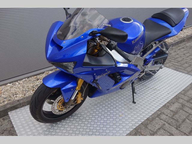 kawasaki - zx-6r-ninja