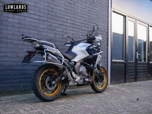 cfmoto - 700-mt-adventure