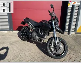 Ducati Hypermotard 796 2010 occasion