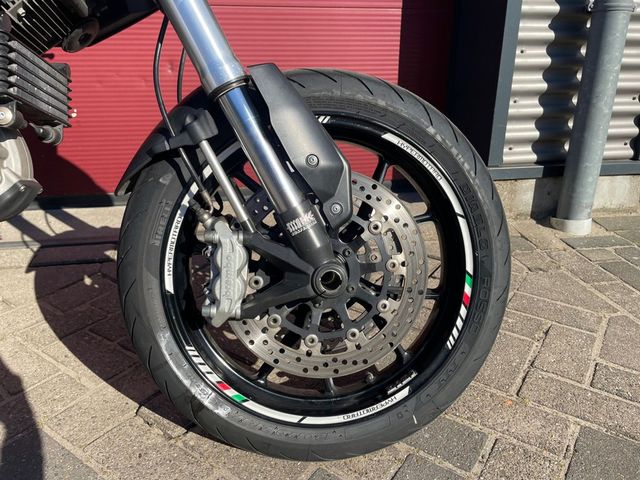 ducati - hypermotard-796