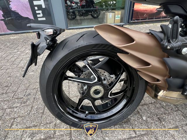 mv-agusta - brutale-800-rr