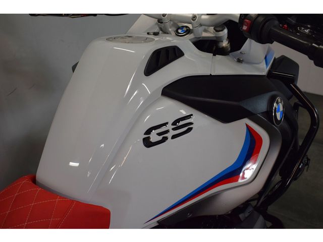 bmw - r-1200-gs-adventure