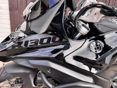 BMW R 1300 GS TRIPLE BLACK – foto 3
