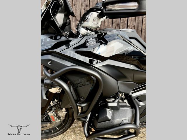 bmw - r-1300-gs-triple-black