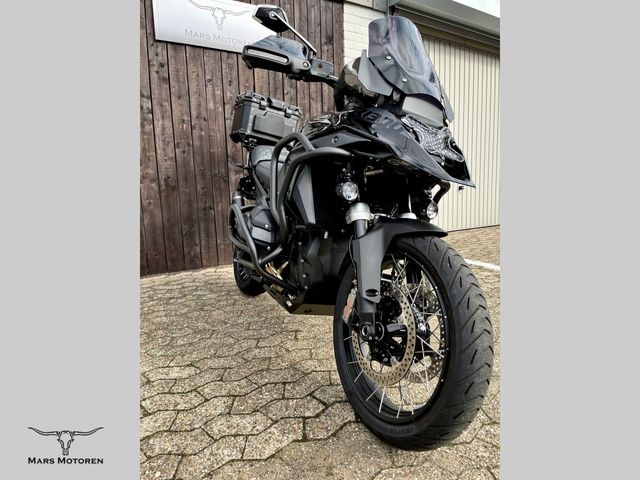 bmw - r-1300-gs-triple-black