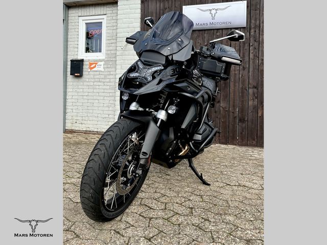 bmw - r-1300-gs-triple-black