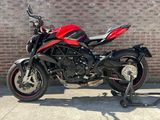 MV AGUSTA BRUTALE 800