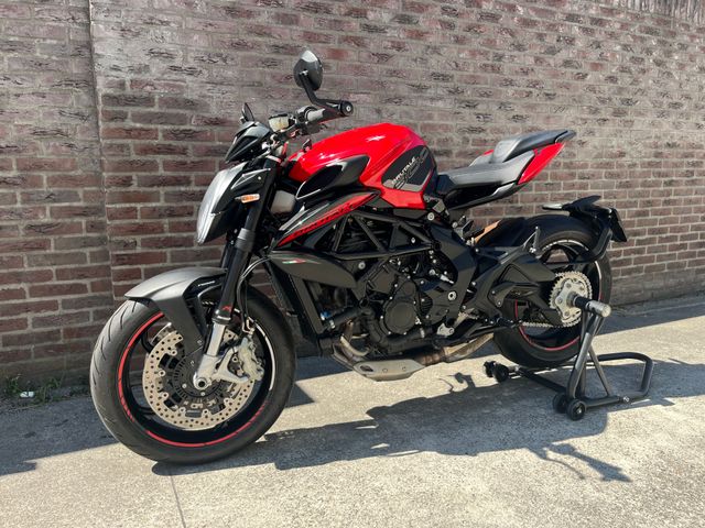 mv-agusta - brutale-800