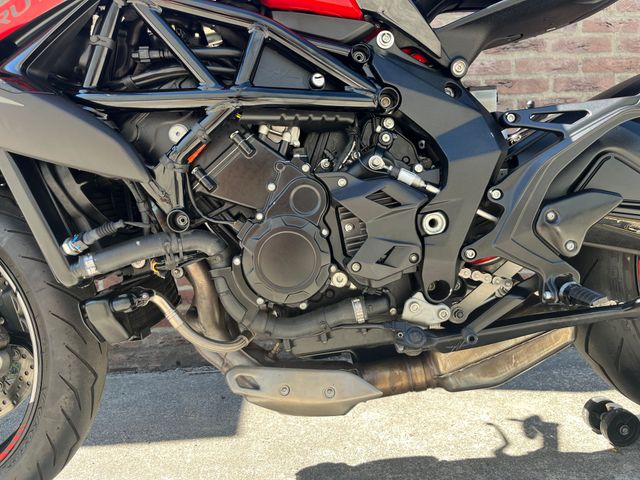 mv-agusta - brutale-800