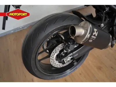 YAMAHA XSR 900 – foto 4