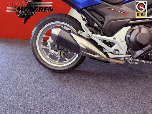 honda - nc-750-x-dct