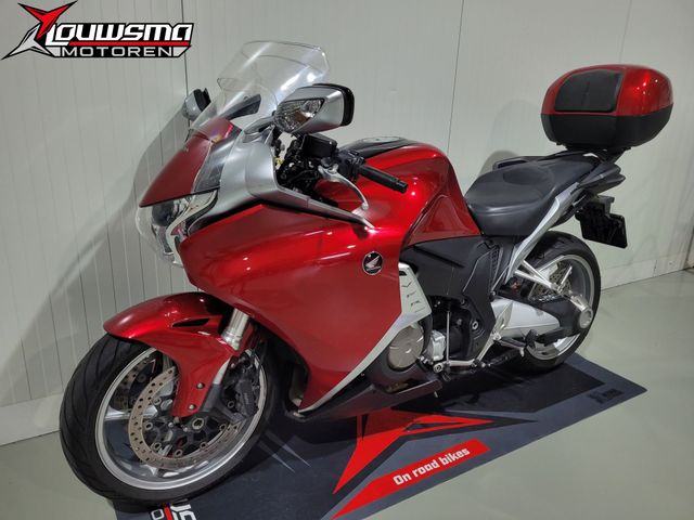honda - vfr-1200-f