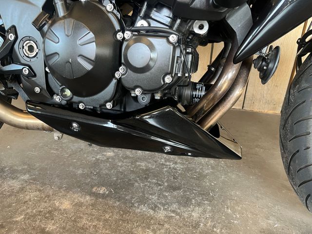 kawasaki - z-750