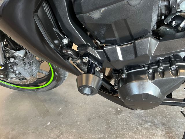 kawasaki - z-750