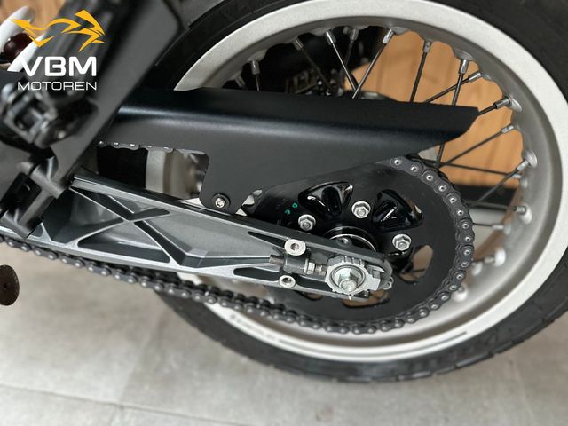 husqvarna - svartpilen-401