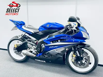 YAMAHA YZF R6 – foto 4