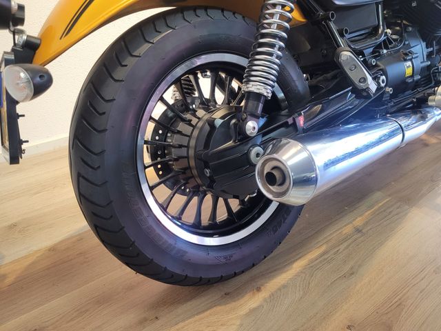 moto-guzzi - v-9-roamer