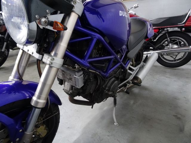 ducati - m-900-i.e.-metallic