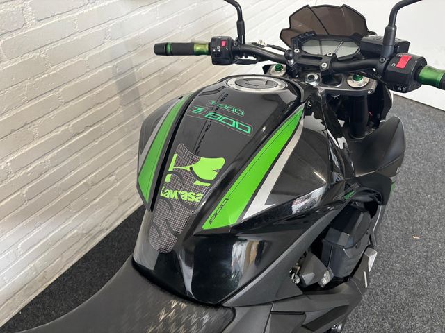 kawasaki - z-800-abs