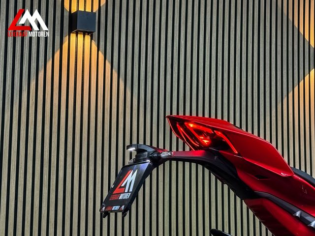 ducati - streetfighter-v4s