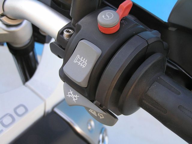 bmw - r-1200-gs