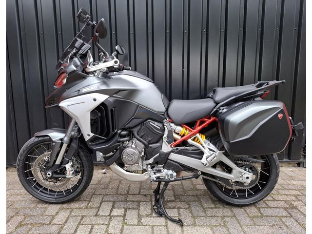 ducati - multistrada-v4-s