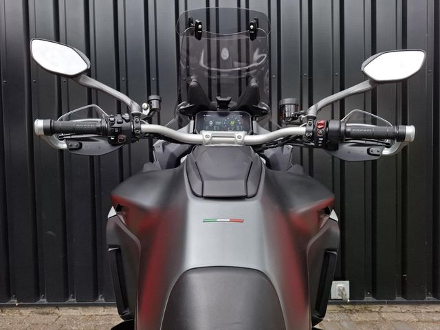 ducati - multistrada-v4-s