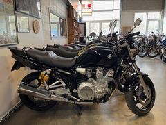 YAMAHA XJR 1300